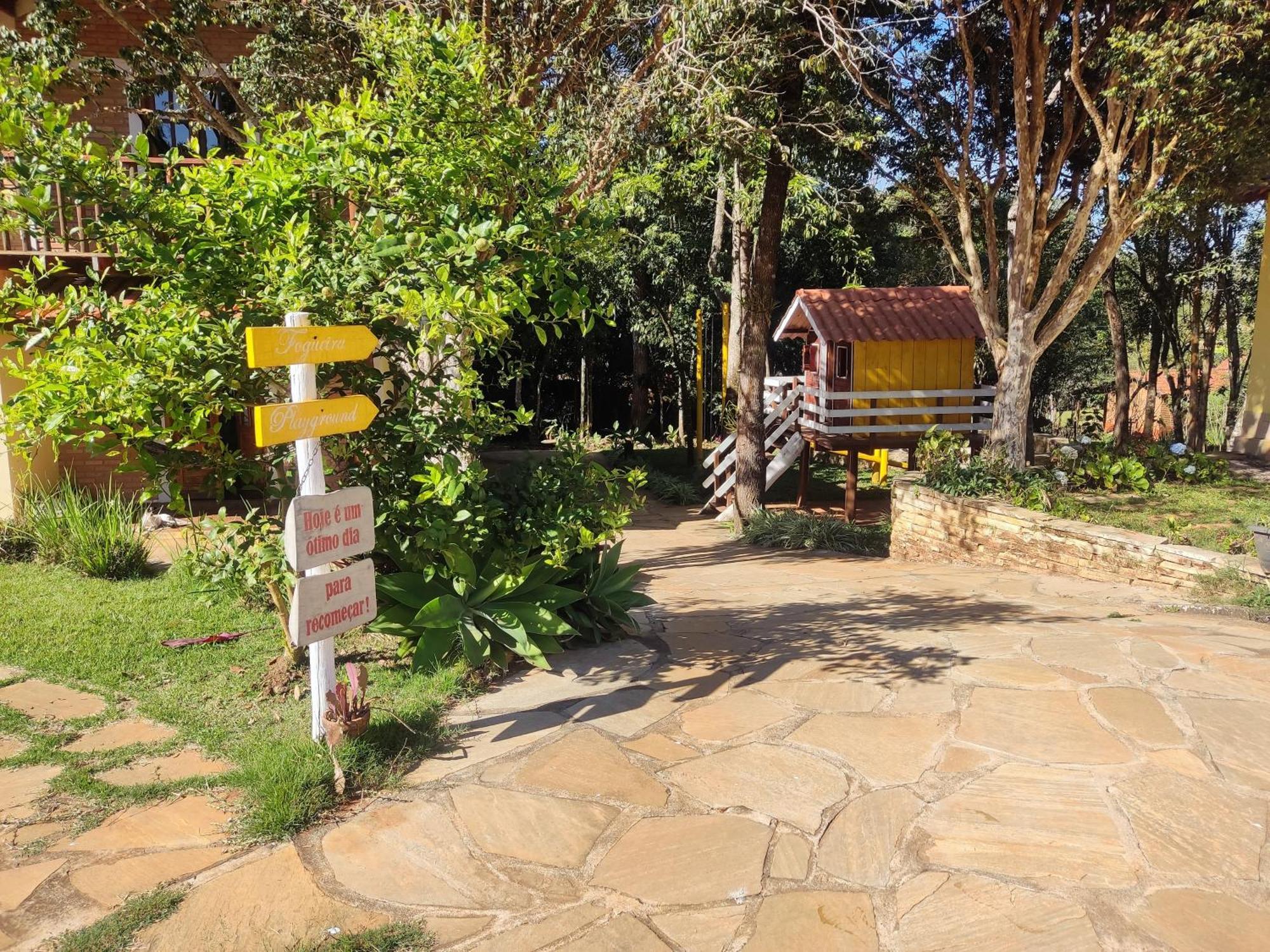 Pousada Muro De Pedra São Tomé das Letras Екстериор снимка